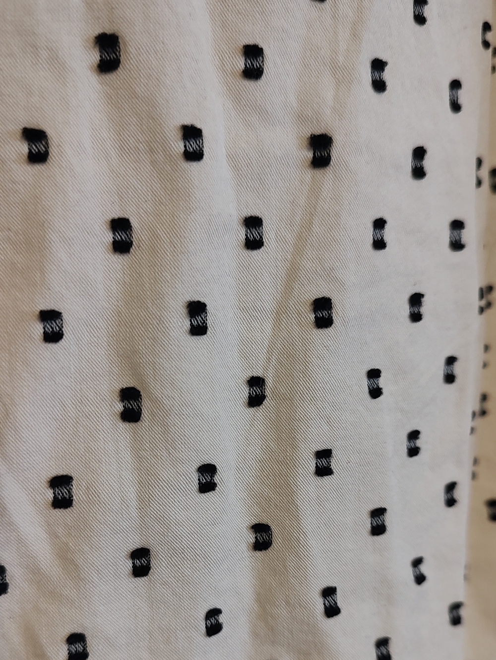 Old Navy Cream Button-Up Shirt with Black Dot Print 100% Cotton - Picture 2 of 5